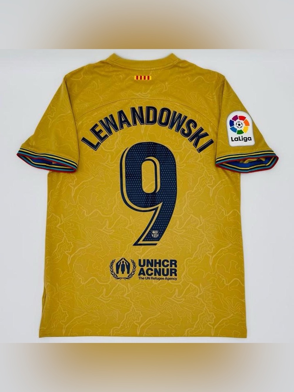 FC Barcelona Lewandowski 2022 23 away
La Liga jersey